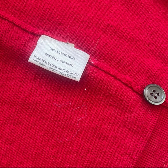 Eileen Fisher Merino Wool Red Cardigan Sweater Long Sleeve Size Small Small Hole - Picture 6 of 6